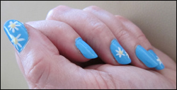 blue swirl nails